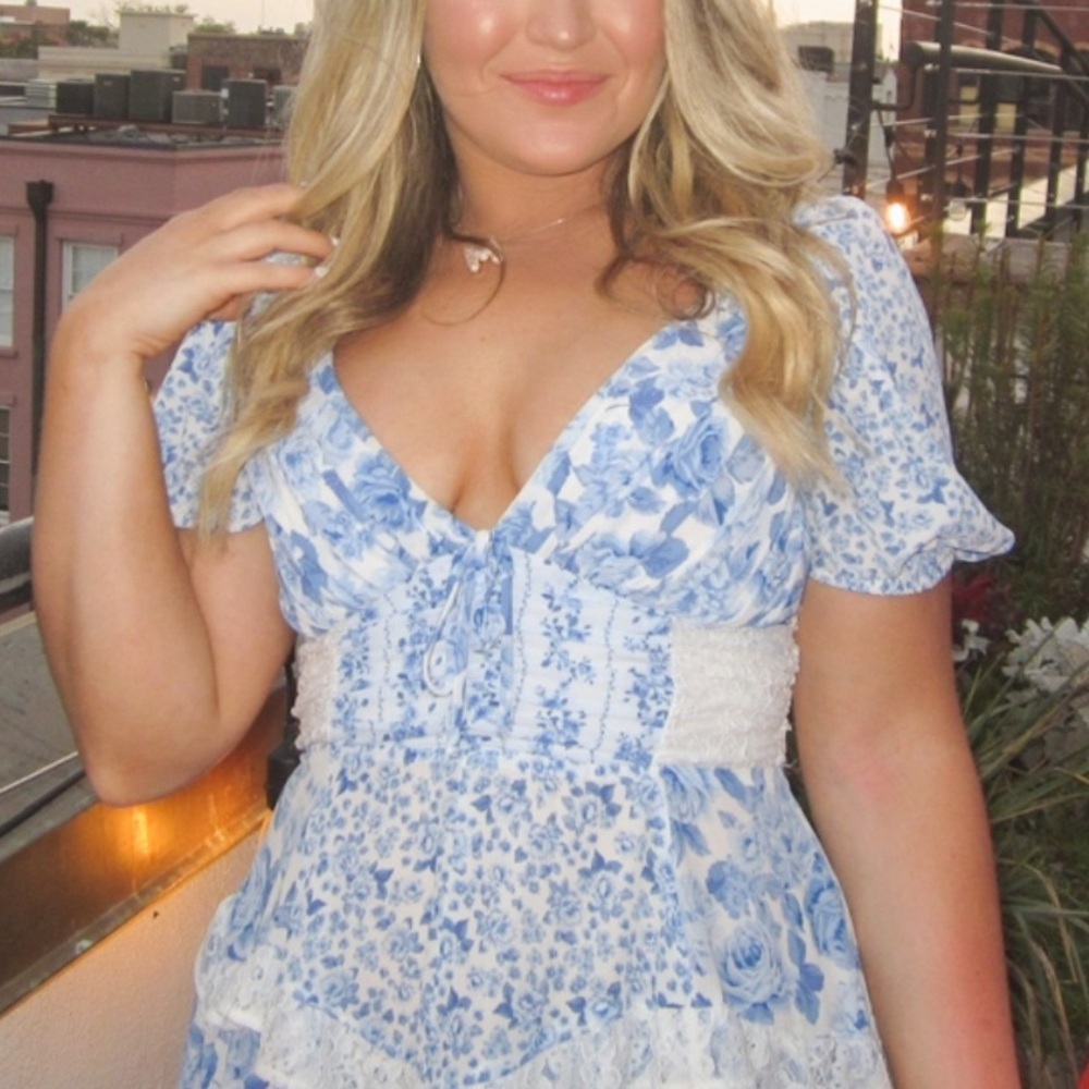 Altar'd state Aderny Floral Mini Dress Floral Blue and White Dress small - Picture 4 of 16